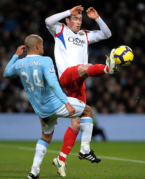 她不仅逐渐 她不仅逐渐